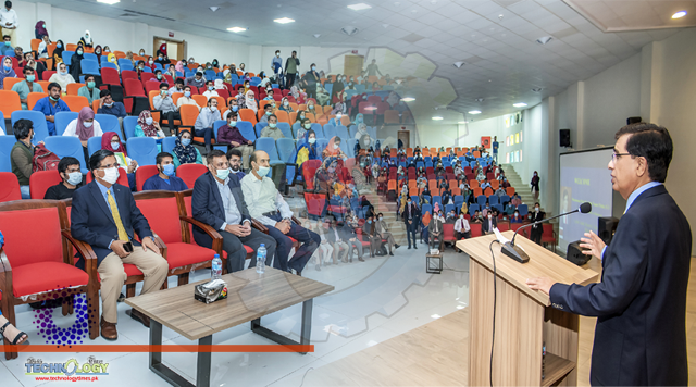 UVAS arranges motivational lectures for students, faculty