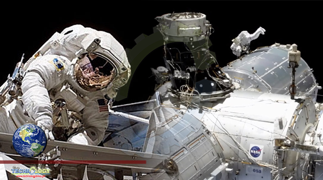 Astronauts complete daring spacewalk outside ISS to install British tech Read more: https://metro.co.uk/2021/01/28/astronauts-complete-spacewalk-outside-iss-to-install-british-tech-13975601/?ito=cbshare Twitter: https://twitter.com/MetroUK | Facebook: https://www.facebook.com/MetroUK/