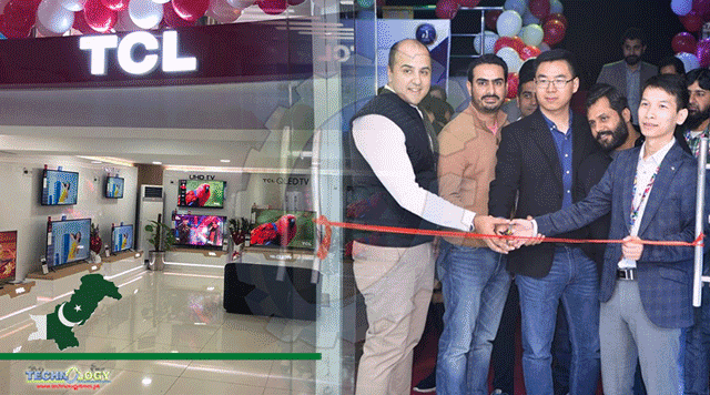 TCL-Pakistan-Opens-Its-Second-Flagship-Store-In-Karachi
