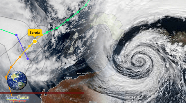Western Australia braces for 'worst case scenario' as cyclone Seroja nears