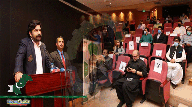 Punjab-Minister-For-Higher-Education-&-IT-Inaugurates-E-Earn