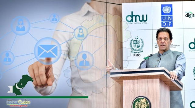 PM launches Digital Media Development Programme, censures mainstream outlets