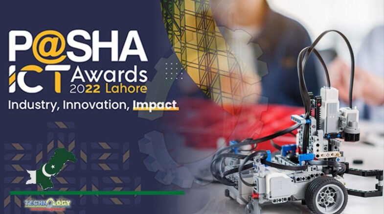 Robotics students of Headstart School wins medal at P@SHA ICT Awards