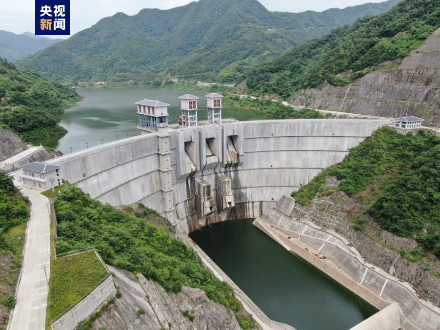 Water Flows into Xi'an As China's Major Water Diversion Project Succeeds