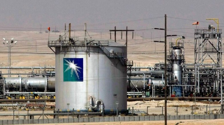 Saudi Aramco Reviews Pakistan's $10.5 B Green Refinery Project in Hub