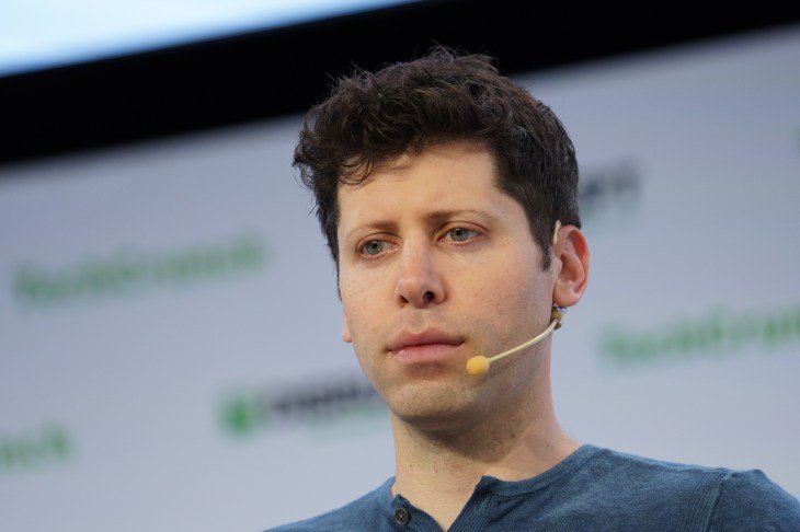  OpenAI CEO Sam Altman Ousted: Industry Reacts Amidst Board Disagreements