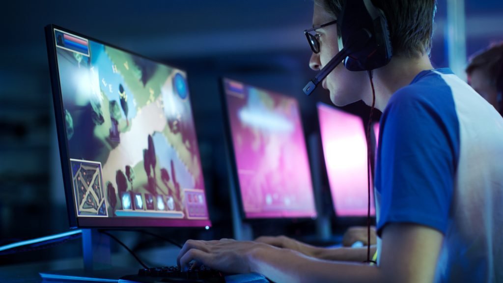 Utterback Middle School Unveils Cutting-Edge Esports Gaming Lounge
