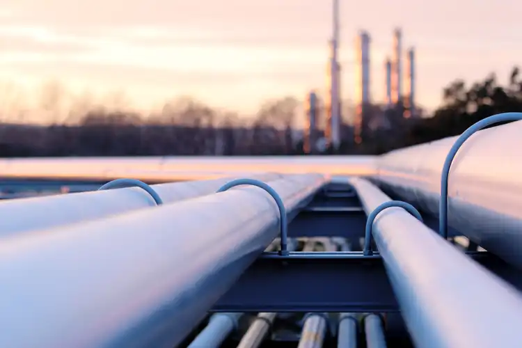 NextEra Sells Texas Natural Gas Pipelines To Kinder Morgan For $1.8B