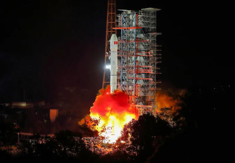 US Risks Losing Ground in Space Research to China